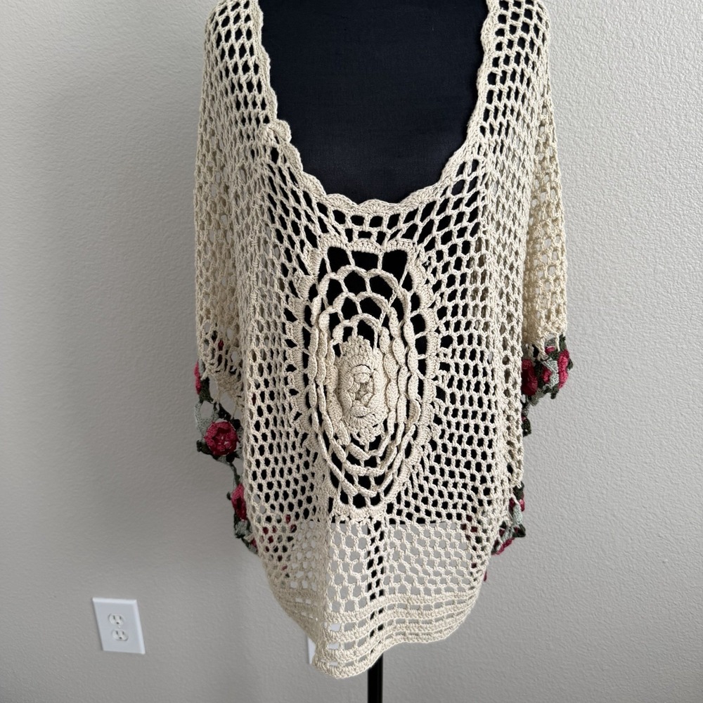 Cocoon House Boho Crochet Cover Up Floral Mesh Festival Poncho Top NWT Roses